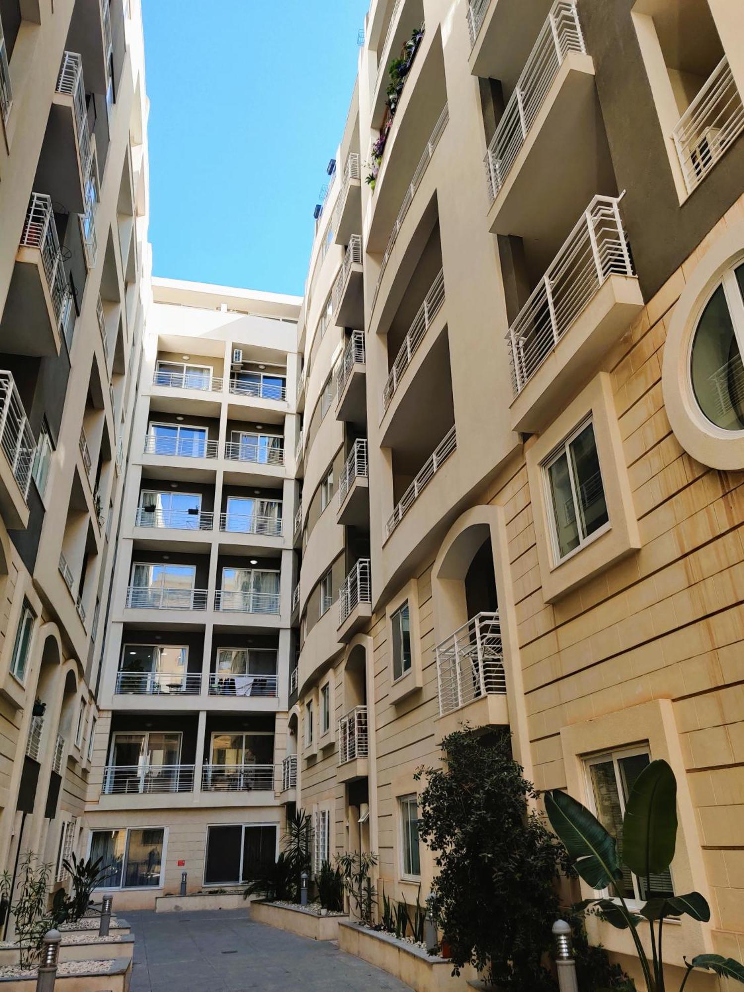 Depiro Point Deluxe - Modern, Designer Apartment 2 Minutes Away From Popular Sliema Seafront Exterior foto